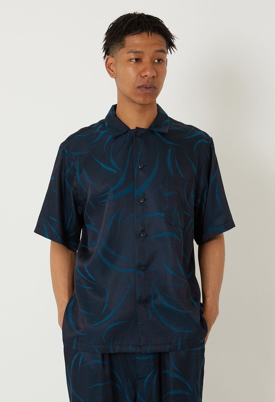メブキサテン ショートスリーブ オープンカラーシャツ - DARK NAVY