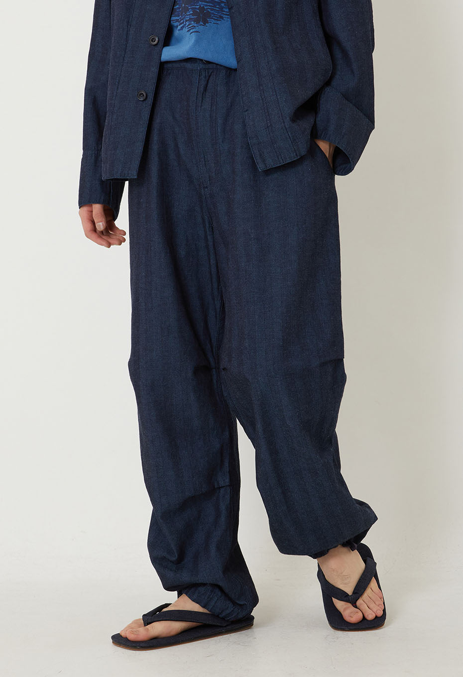 インディゴミックスヘリンボーン ニータックパンツ - INDIGO