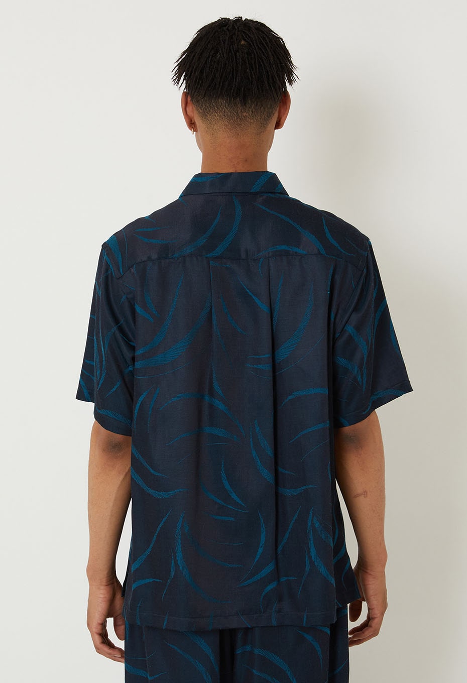 メブキサテン ショートスリーブ オープンカラーシャツ - DARK NAVY