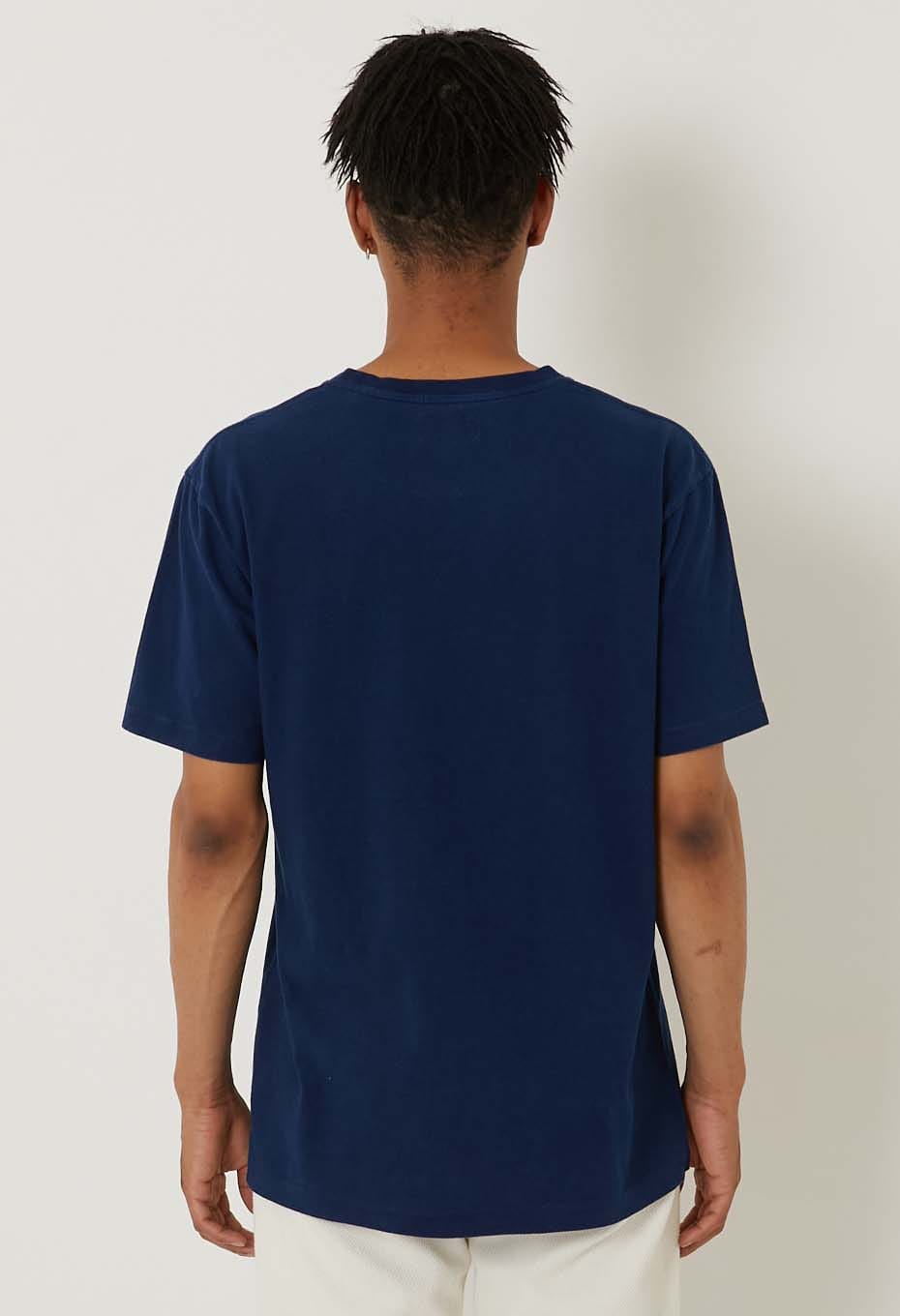 カンテイリュウ ムテキバッセン インディゴ ショートスリーブ Ｔシャツ - INDIGO
