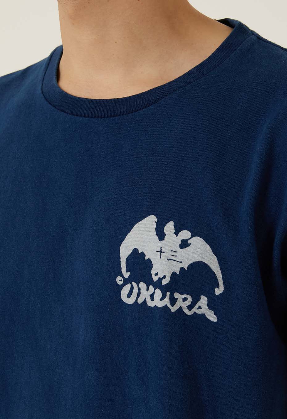 晴姿 バッセンバックプリント インディゴ Ｔシャツ - INDIGO