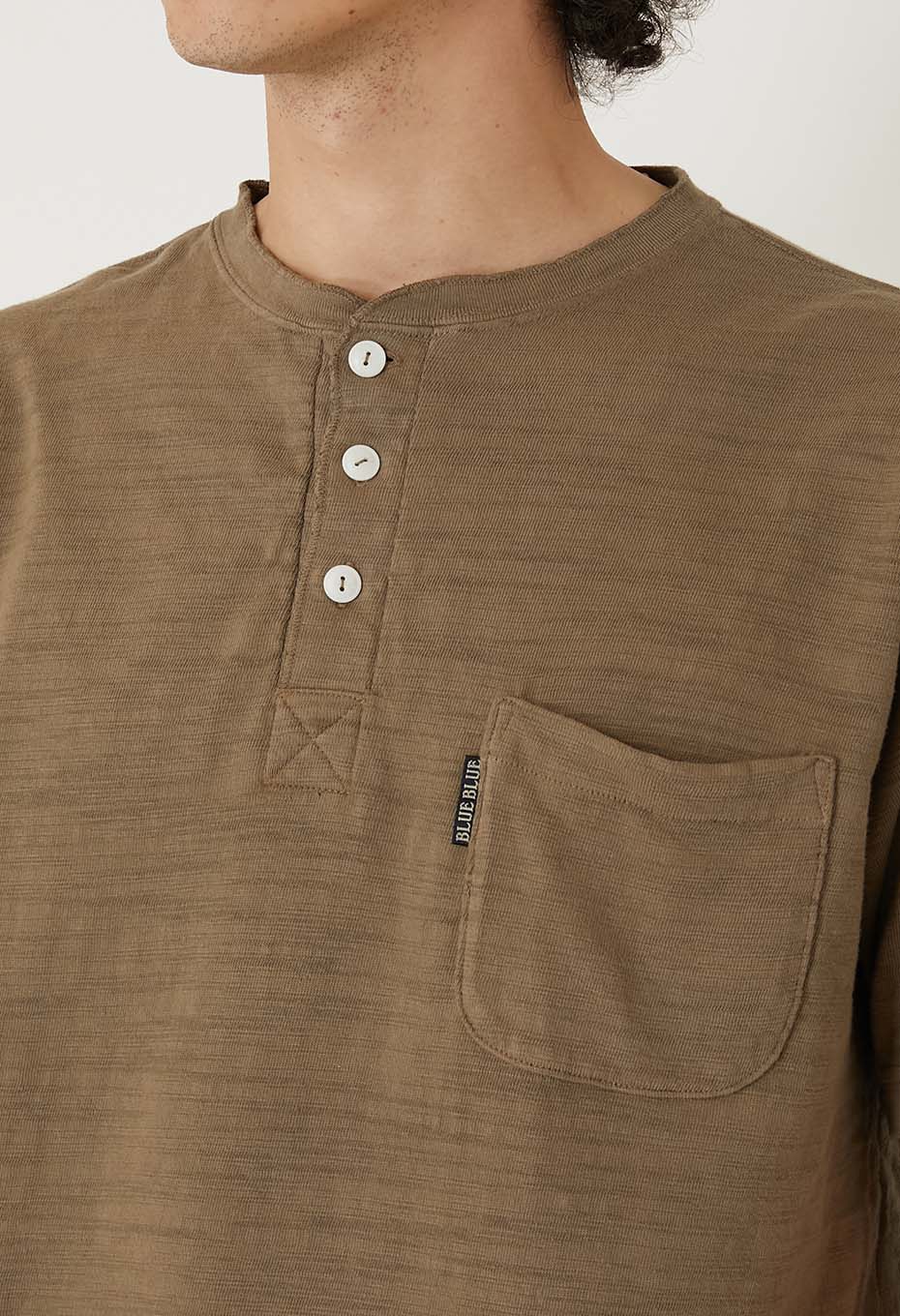 ヘビースラブテンジク ヘンリーネックポケットTシャツ - KHAKI