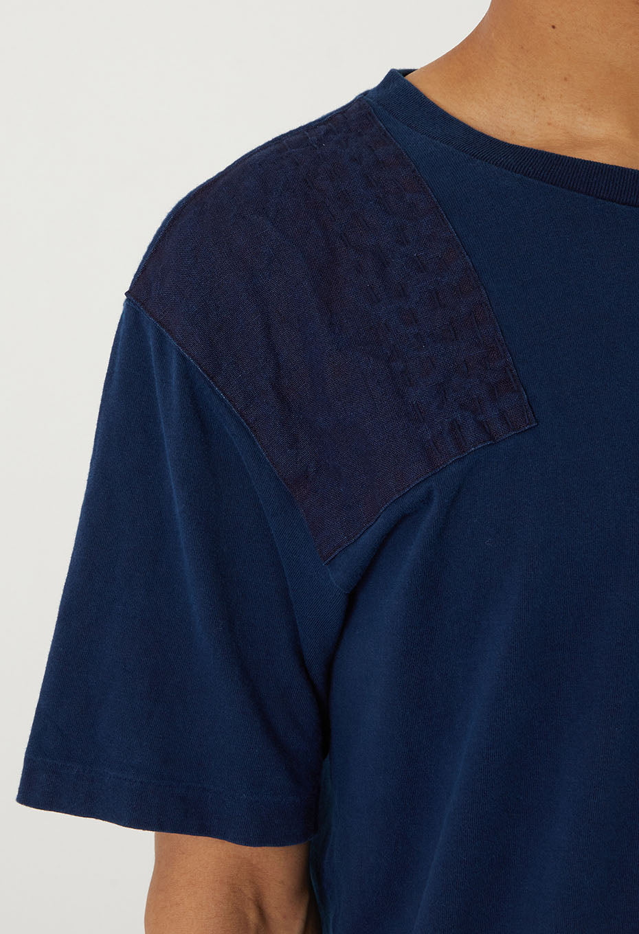インディゴ テゾメ ネンリン ショートスリーブTシャツ - INDIGO