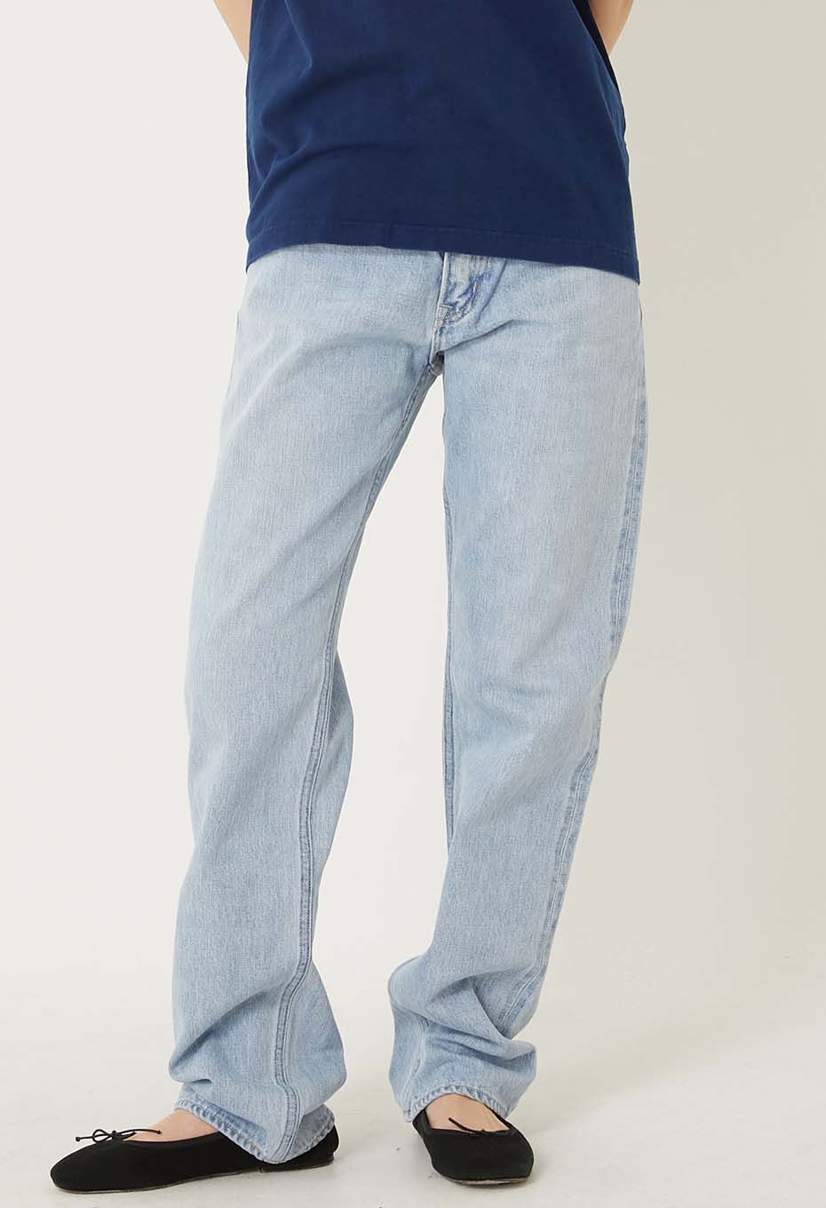アカミミデニム ウォ－ンアウト ストレートジーンズ - ONE